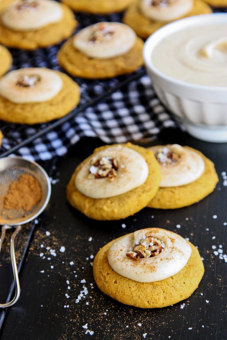 Melt-In-Your-Mouth Pumpkin Cookies l A Farmgirl's Dabbles