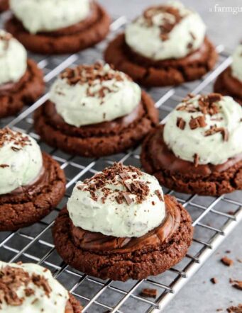 Mint Chocolate Chip Buttercream Brownie Cookies