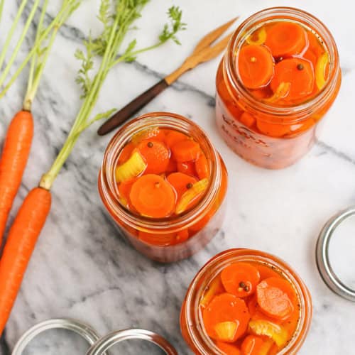 Easy Quick Pickled Carrots Recipe l a farmgirl's dabbles