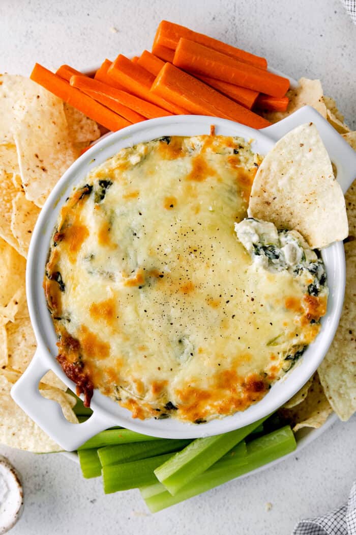 Spinach Artichoke Dip l A Farmgirl's Dabbles