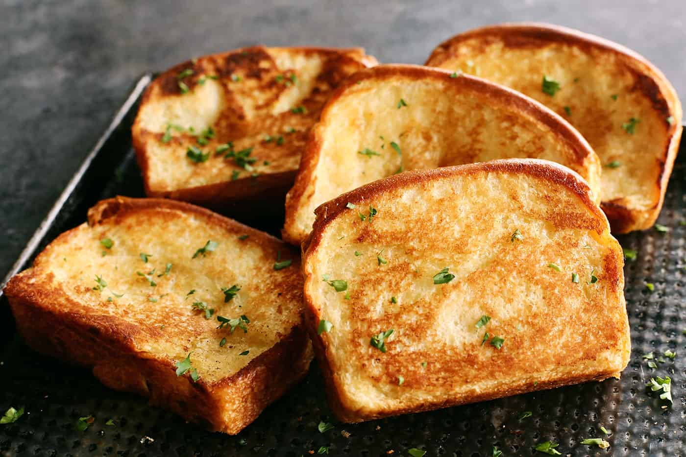 toast bread toastbread roasted toastend toasting a round of toast